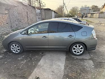 platz vitz: Toyota Prius: 2005 г., 1.5 л, Автомат, Гибрид, Хэтчбэк — 2