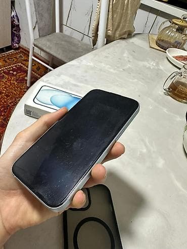 IPhone 15 — 3