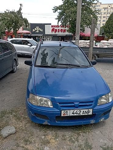 Транспорт: Mitsubishi Space Star: 1999 г., 1.8 л, Механика, Универсал — 5