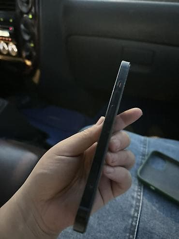 обмен на айфон 13: IPhone 13, Синий, Чехол — 4