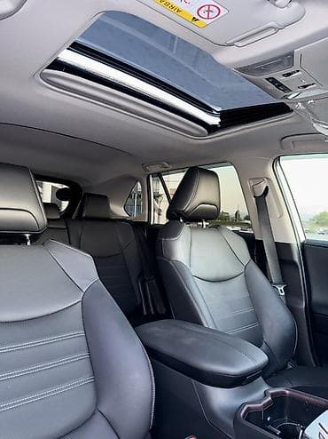 е 211: Toyota RAV4: 2023 г., 2.5 л, Вариатор, Гибрид, Кроссовер — 10