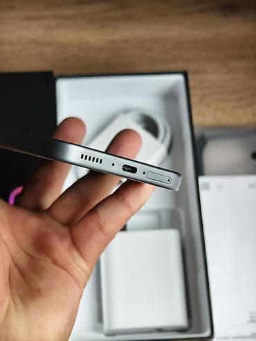 poco c55: Vivo IQOO 15R, цвет - Серый — 7