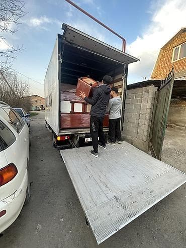 Услуги: Заказать Мерседес грузовой спринтер, Переезд, C грузчиком — 1