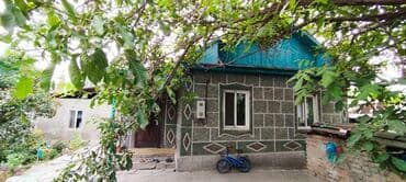 Үйдү ижарага алам: Үй, 70 кв. м, 5 бөлмө — 8