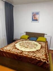 сдаю частные дома: 75 кв. м, 3 бөлмө, Забор, тосулган, Жертөлө, ороо — 3