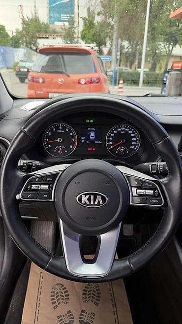Продажа авто: Kia K3: 2020 г., 1.6 л, Вариатор, Бензин, Седан — 6