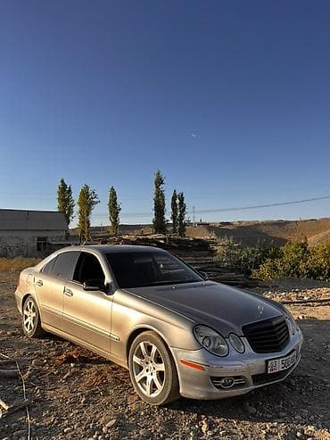 авто стенд: Mercedes-Benz E-Class: 2004 г., Автомат, Дизель, Седан — 6