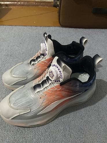 Өтүктөр: Кроссовка,состояние отличное один раз носил, не воняет Размер,40 — 3