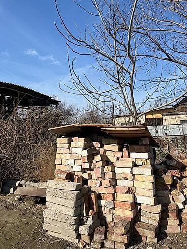 стол офисный бу: Кирпич керамический полнотелый, разобранный с кладки. - Формат — 1