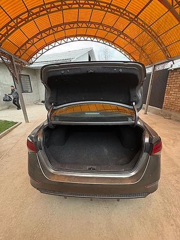 Продажа авто: Nissan Sentra: 2021 г., 2 л, Автомат, Бензин, Седан — 8