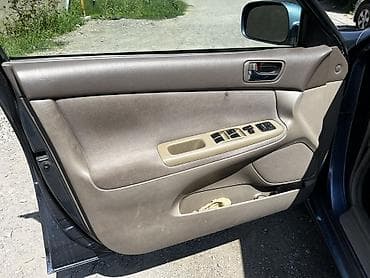 cruser: Toyota Camry: 2001 г., 3 л, Автомат, Газ, Седан — 6