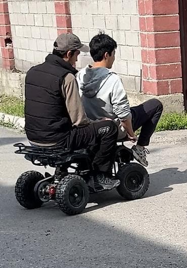 ремонт электроскутеров: Детский электрокар, Новый — 2