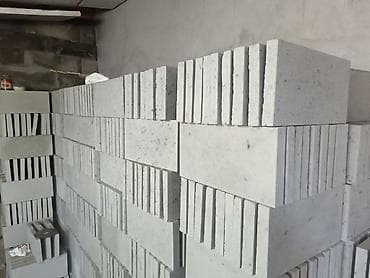 Тротуарная плитка и облицовочные элементы из натурального камня/бетона