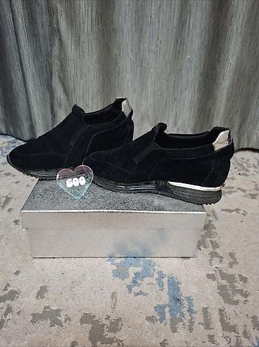 змейка браслет: Ожерелье в виде змей, Золотистая косметичка.Не дорого. Всё продаю по — 8