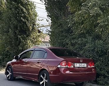892 2: Honda Civic: 2008 г., 1.8 л, Автомат, Бензин, Седан — 3