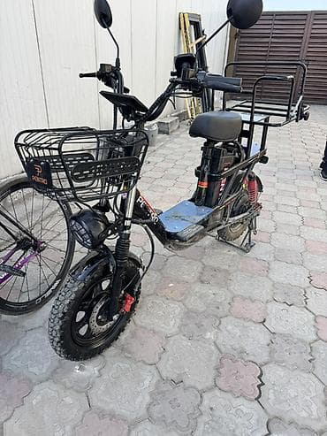 мото скутера: Электроскутер грузовой PENTRO/EM в городском формате. Основные — 1