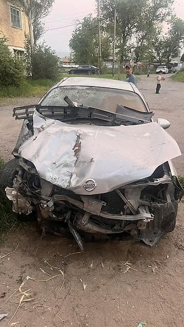 Nissan Primera: 2004 г., 2 л, Вариатор, Седан