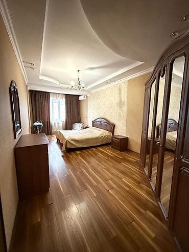 квартира в пишпек: 2 комнаты, 77 м², 8 этаж — 1