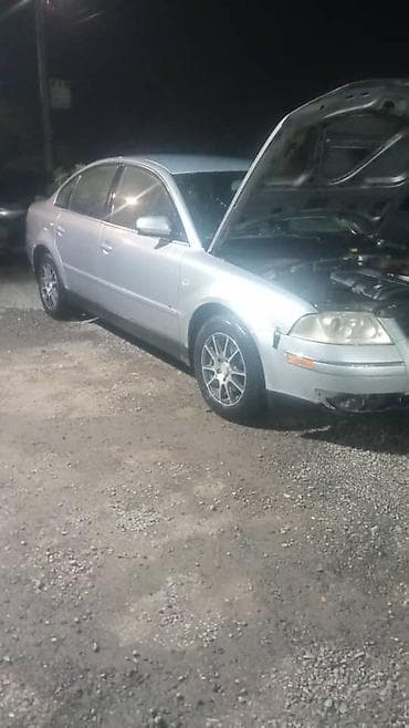 Volkswagen Passat: 2002 г., 1.8 л, Автомат, Бензин, Седан