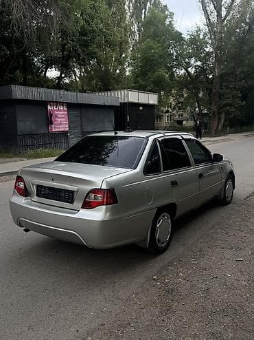кузов на пассат: Daewoo Nexia: 2009 г., 1.6 л, Кол менен иштөөчү, Бензин, Седан — 6