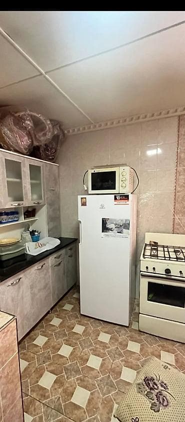 65 м², 4 бөлмө, Чогуу жашоосу жок