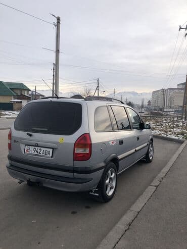 Линолеум: Opel Zafira: 2000 г., 1.8 л, Механика, Бензин, Минивэн — 3