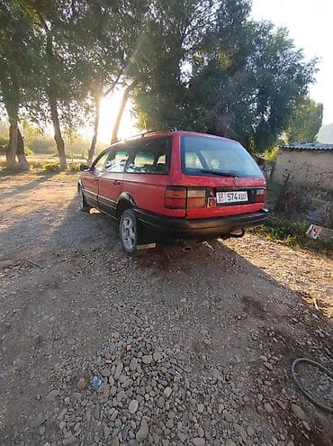 Volkswagen Passat Variant: 1989 г., 1.8 л, Механика, Бензин, Универсал — 4