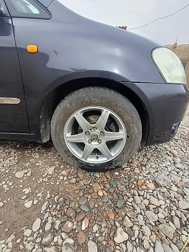 Toyota: Toyota Ipsum: 2002 г., 2.4 л, Автомат, Бензин, Минивэн — 9