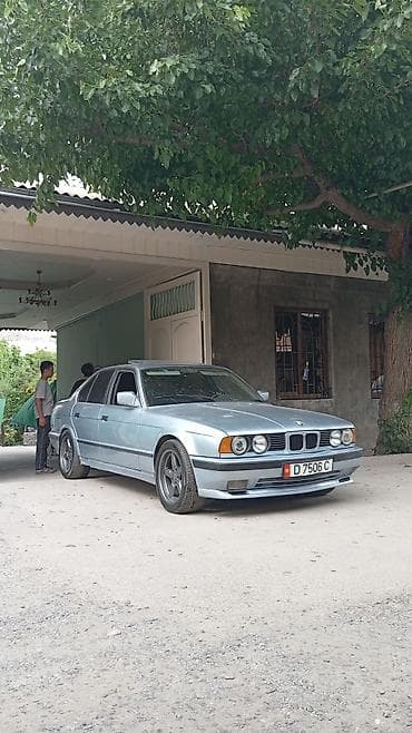 camry 2023: BMW 5 series: 1991 г., 2.8 л, Механика, Бензин, Седан — 4