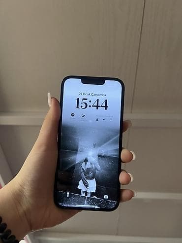 IPhone 13, Б/у, 128 ГБ, Midnight, 82 %