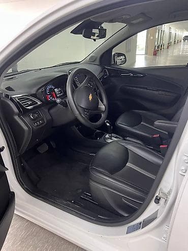 srv 3: Chevrolet Spark: 2022 г., 0.1 л, Автомат, Бензин, Хэтчбэк — 7