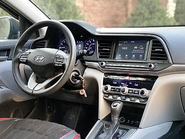 tesla model 3: Hyundai Elantra: 2020 г., 2 л, Автомат, Бензин, Седан — 8