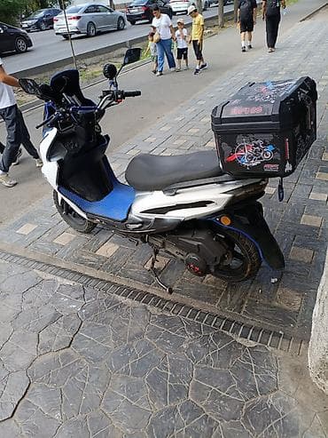 скутер мкси: Продам Maksi 150cc (мотор LIYA) установлены: Кофр 47л Две доп фары — 4