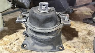 Подушка мотора Honda