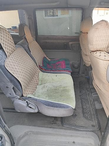 авариные авто: Nissan Serena: 2001 г., 2 л, Вариатор, Газ, Минивэн — 9