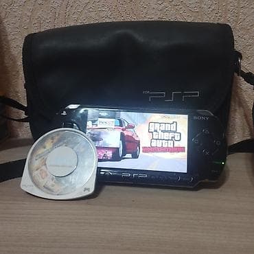 Sony PSP-1003 (PlayStation Portable) с прошивкой и комплектом В