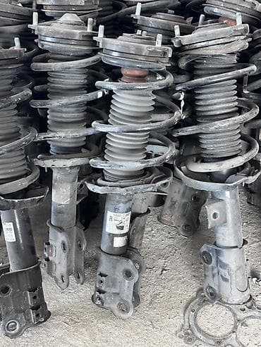 Передний амортизатор Hyundai 2019 г., Б/у, Оригинал