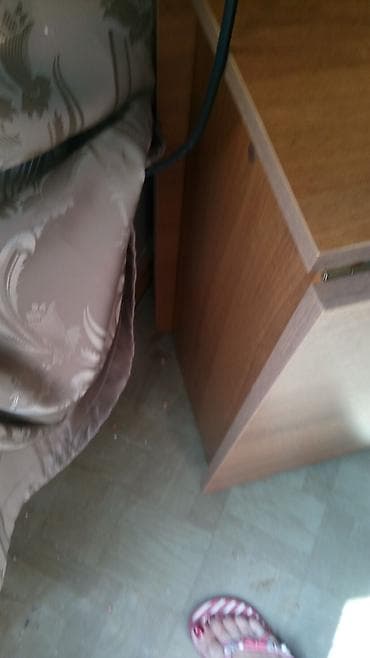 Полки, стеллажи: Стол трансформер тумба.Не пользовались.Совершенно новая,стоит в — 4