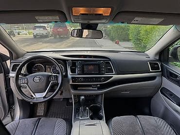 тойота хайлендер 2018 салон: Toyota Highlander: 2018 г., Кроссовер — 8