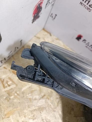 Автокосметика: Передняя левая фара Chevrolet Cobalt 2017 г., Б/у, Оригинал — 3