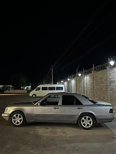 bvd e2: Mercedes-Benz W124: 1992 г., Седан — 4