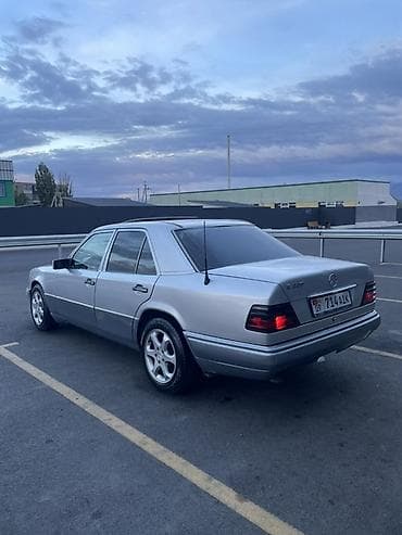 дворники на бмв: Mercedes-Benz W124: 1993 г., 2.2 л, Механика, Бензин, Седан — 4