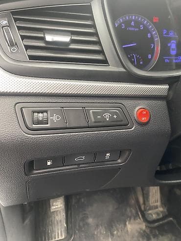 r20 bmw: Hyundai Sonata: 2019 г., 2 л, Автомат, Бензин, Седан — 6