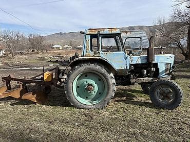 Тракторы ХТЗ: Трактор колесный с кабиной, класс тяги примерно 1,4–2,0 (типовая — 3