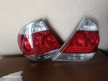 Комплект передних фар Toyota 2004 г., Новый, Оригинал