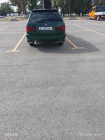 Volkswagen: Volkswagen Passat Variant: 1994 г., 1.8 л, Механика, Бензин, Универсал — 6