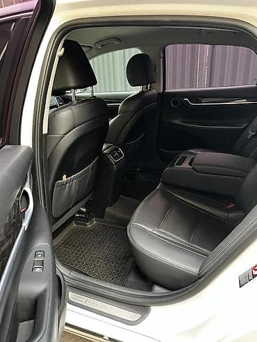 hyunda: Hyundai Grandeur: 2017 г., 3 л, Автомат, Газ, Седан — 5