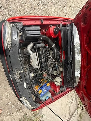 Продажа авто: Volkswagen Golf: 1993 г., 1.6 л, Механика, Бензин, Хэтчбэк — 8