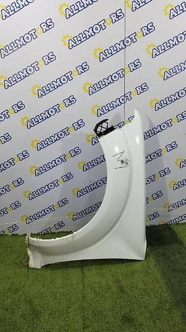 Крыло Переднее левое Nissan, Б/у, Оригинал