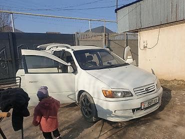 Toyota: Toyota Ipsum: 1997 г., 2 л, Автомат, Бензин, Универсал — 2